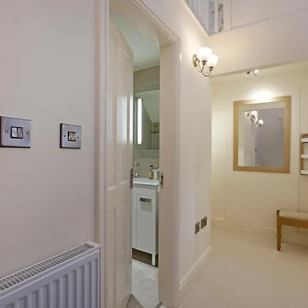 Cold Cotes 해러게이트